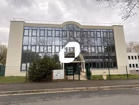 location bureau bron 69500