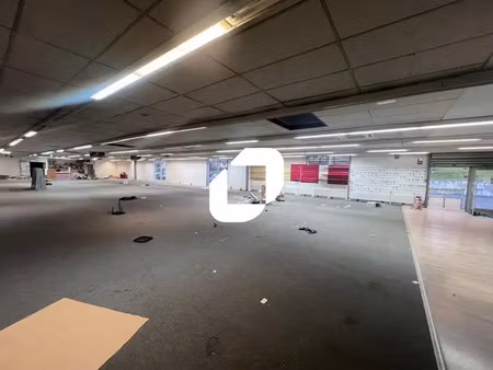 location local d'activités couilly pont aux dames 77860