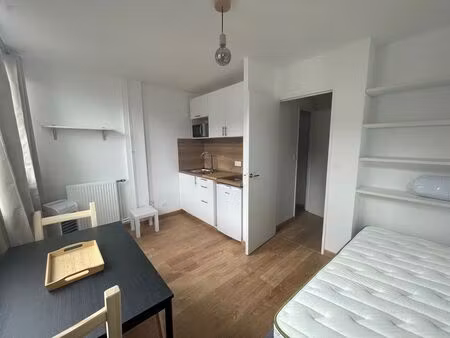 location appartement 1 pièce 18 m² à tours (37000)