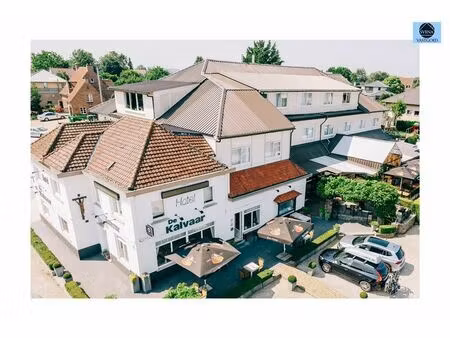 commercieel te koop in ninove met 14 slaapkamers