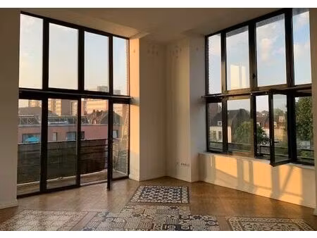 location appartement 4 pièces 108 m² à lille (59000)