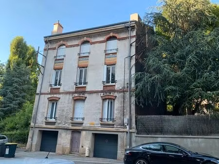 location appartement 3 pièces 88 m² à saint-étienne (42000)