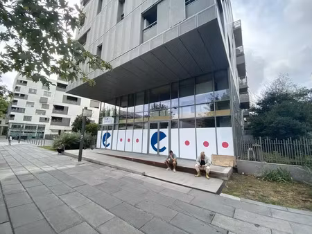 location bureau bordeaux 33000