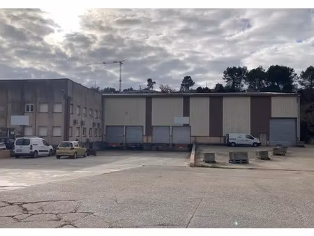 location entrepôt flassans sur issole 83340