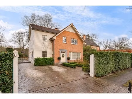huis te koop in brasschaat met 4 slaapkamers