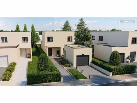 *maison 4 pièces à décines ! livraison immédiate !proximité tram et commodités !