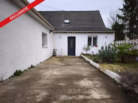 maison 3 chambre 1 bureau