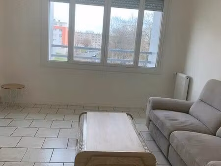 location appartement 4 pièces 70 m² à mérignac (33700)