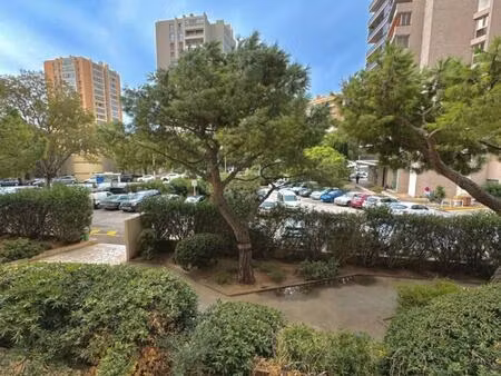 location appartement 2 pièces 65 m² à toulon (83000)