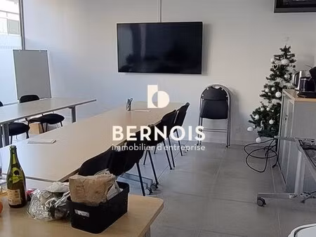 location local professionnel 40m² nantes 44200