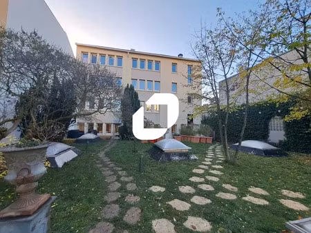 location local d'activités montreuil 93100