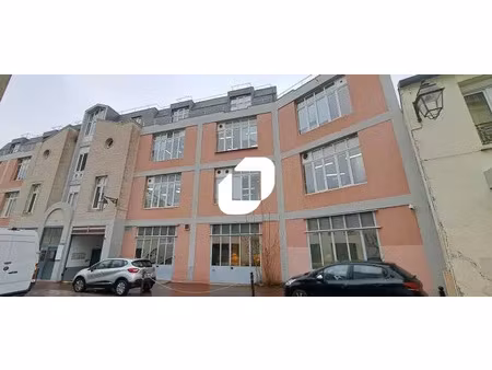 location entrepôt paris 75020