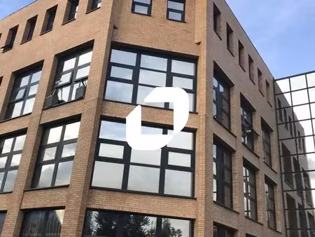 a louer  proche rer a