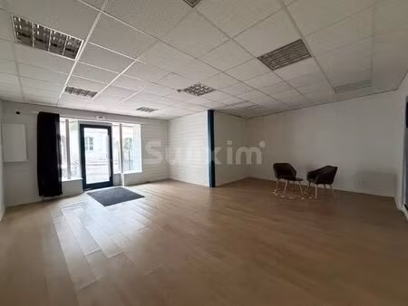 vente commerce 2 pièces 52 m² lons-le-saunier (39000)