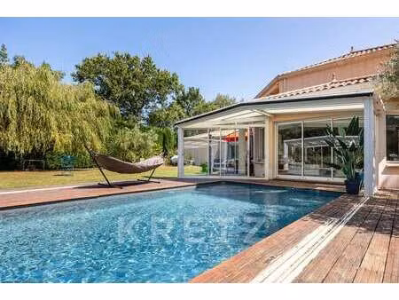 vente maison piscine à rezé (44400) : à vendre piscine / 196m² rezé