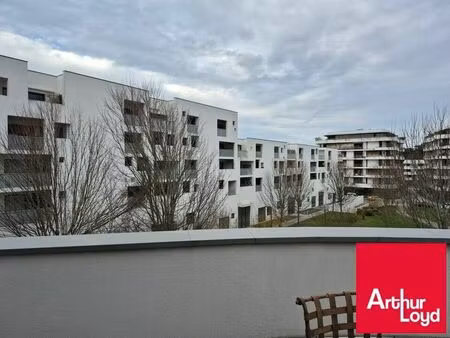 location bureau 96m2 biarritz 64200 - 2050 € - surface privée