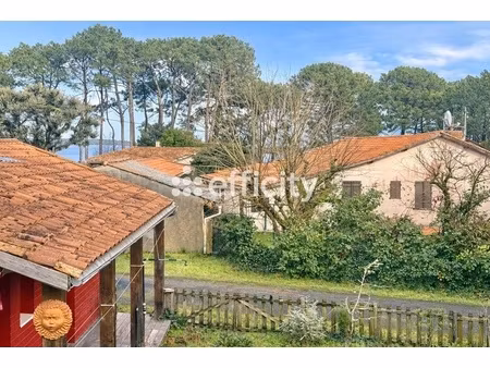 maison 7 pièces - 137 m²