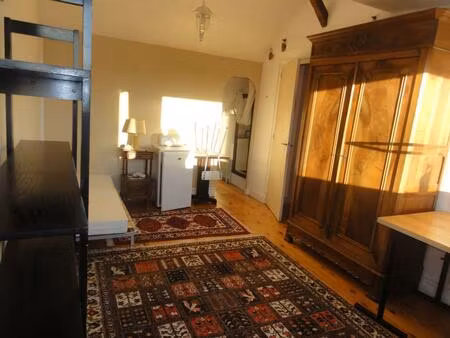 location appartement 1 pièce 25 m² à nantes (44000)