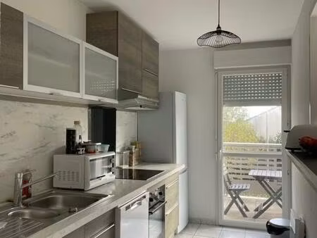 location appartement 3 pièces 66 m² à saint-herblain (44800)