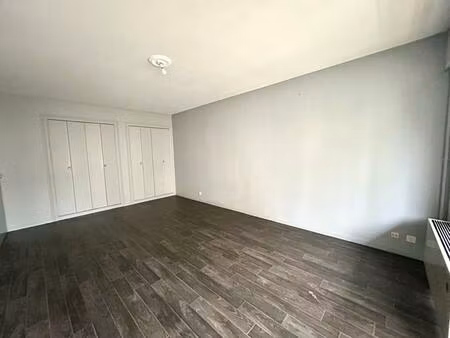 location appartement 2 pièces 51 m² à reims (51100)
