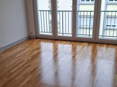 location appartement 3 pièces 60 m² à larmor-plage (56260)