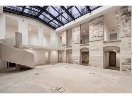 bureaux à vendre paris espace lumineux dans hôtel particulier rénové