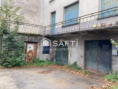 grande maison à rénover - possibilité de créer deux appartements