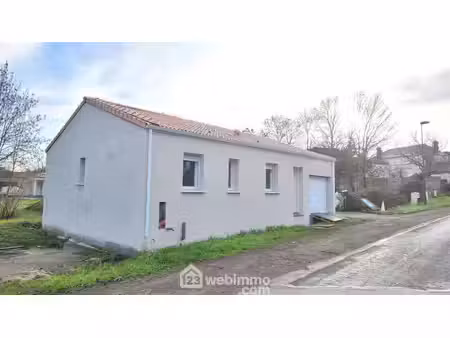 maison - 81.97m² - la jonchère