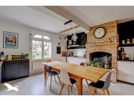 vente maison 7 pièces 224 m² à saint-sulpice (81370)  454 000 €