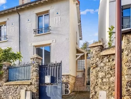 vente maison 5 pièces 68.48 m² à versailles (78000)  595 000 €