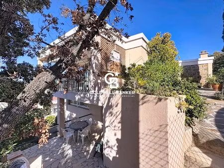 saint-raphaël — ensemble immobilier d’exception avec vue panoramique et fort potentiel