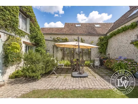 vente propriété 11 pièces 285.44 m² à nemours (77140)  595 000 €