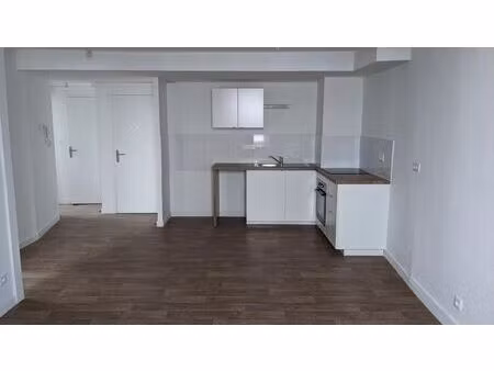 location appartement 3 pièces 49 m² à clermont-ferrand (63000)