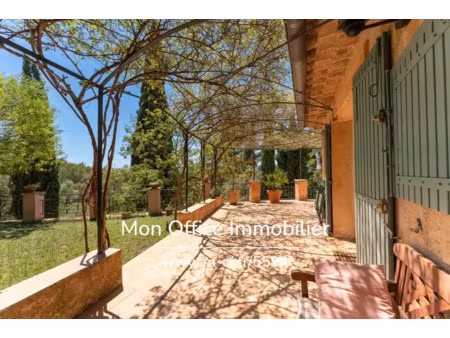 vente maison 7 pièces 165 m² à aix-en-provence (13090)  1 100 000 €