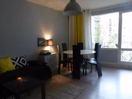 location appartement 2 pièces 55 m² à la madeleine (59110)