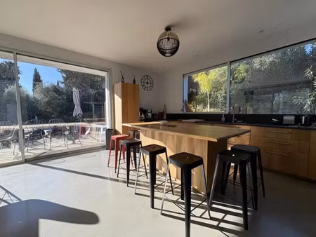 vente maison 5 pièces 205 m² à saint-cyr-sur-mer (83270)  1 400 000 €