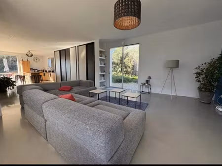 vente maison 5 pièces 205 m² à saint-cyr-sur-mer (83270)  1 560 000 €