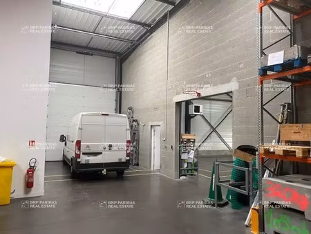 location local d'activités chassieu 69680