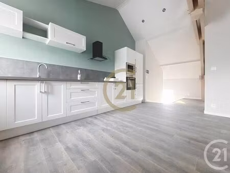 appartement à louer - 4 pièces - 76 m2 - ronchamp - 70 - franche-comte