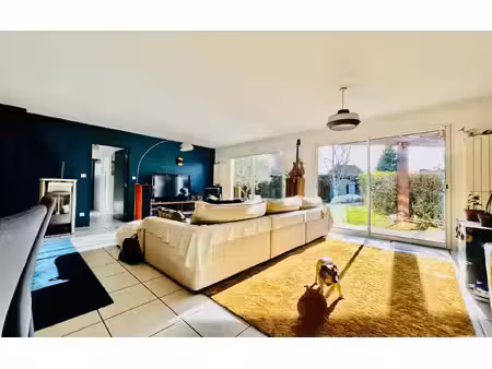 maison lée 146.62 m² t-5 à vendre  469 000 €