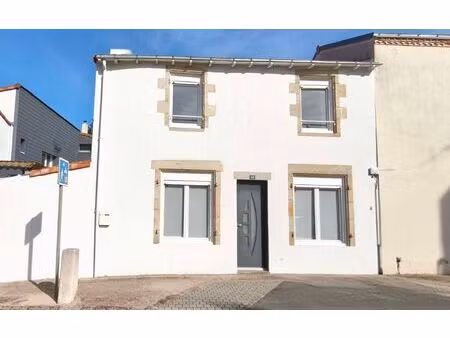 maison rocheservière m² t-3 à vendre  164 985 €