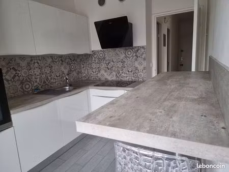 vends appartement t3