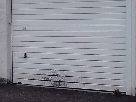 grand garage à arras proche gare