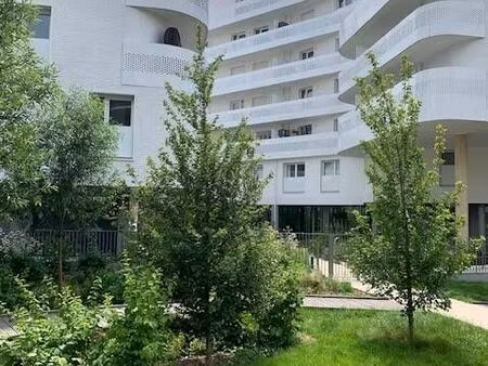 très beau 2 pièces alfortville