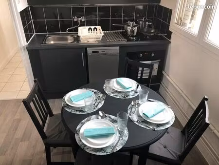 loue superbe chambre à 7 minutes de la gare d’etampes