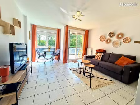 studio meublé 31m2 avec balcon et place de parking - résidence sécurisée