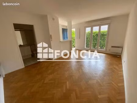 studio 1 pièce 24 m²