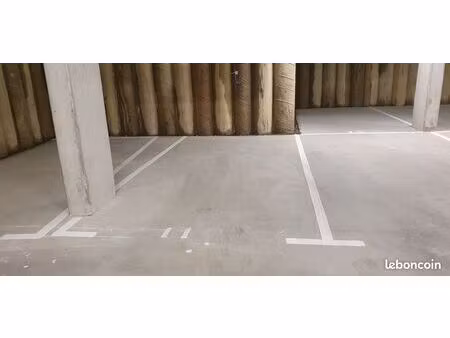 place de parking en sous-sol 16 bis avenue de gameville à saint orens