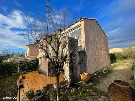 villa de type 5 sur aix-en-provence avec piscine + jardin