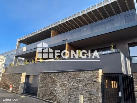 appartement 3 pièces 82 m²